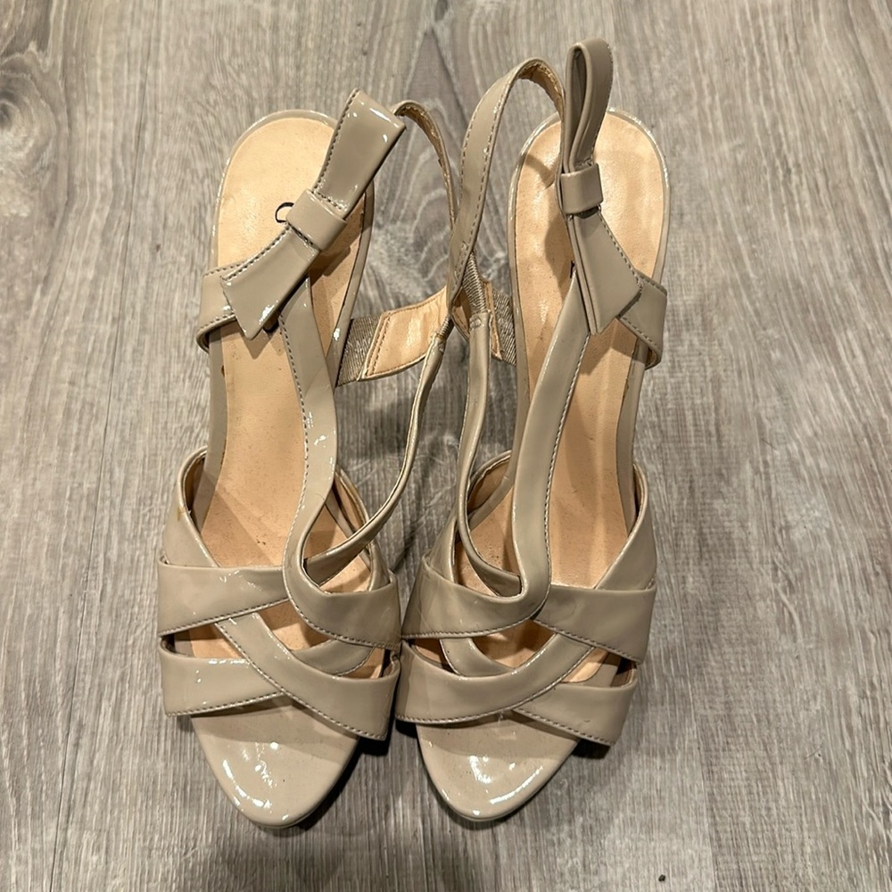 Women’s Guess Heels 6.5